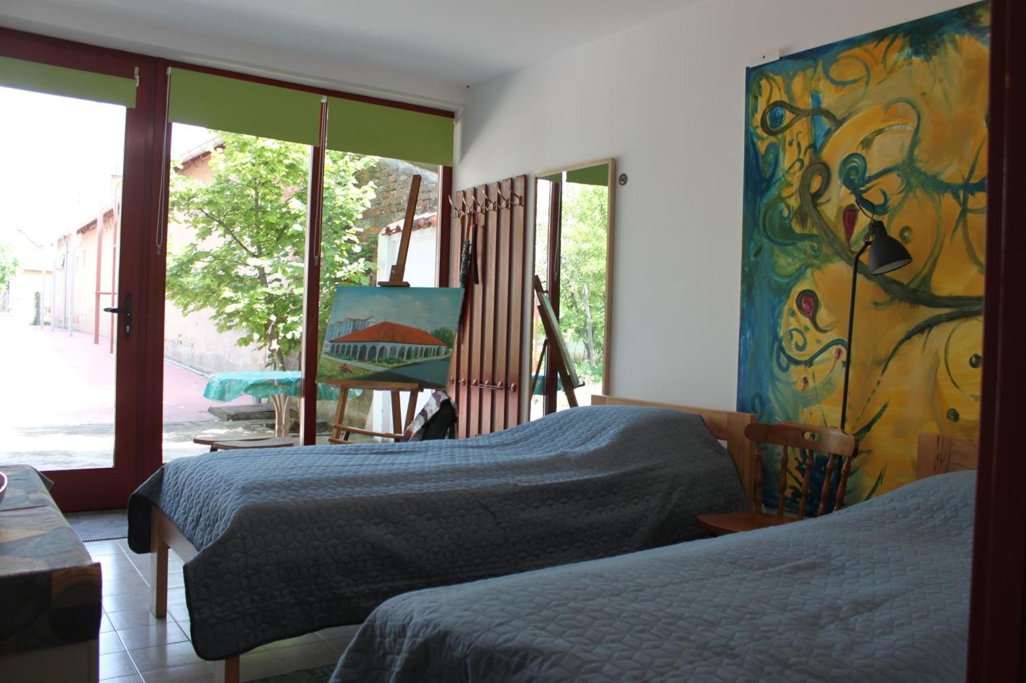 Boulevard Garden House - Free And Save Parking In The Locked Yard Cuprija Exterior photo